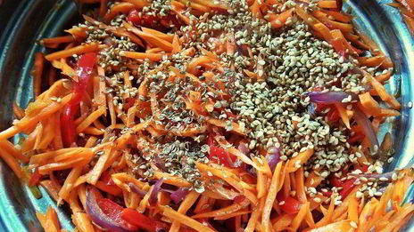 салат пикантный морковный