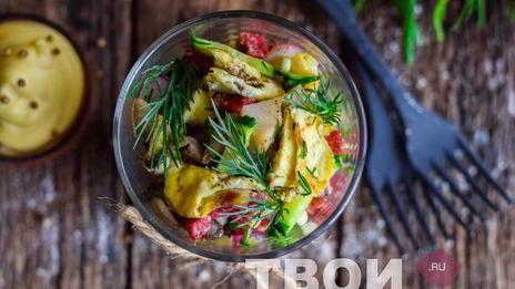 салат с блинами