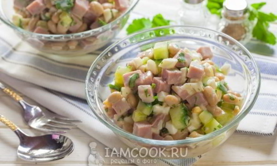 Рецепт салата с фасолью, яйцами и ветчиной