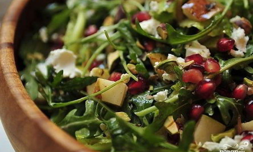 Рецепт салата с грушей и сыром