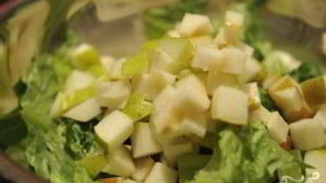 салат с грушей и сыром