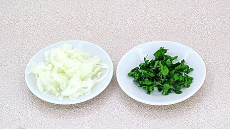 салат с кальмаром и свежим огурцом