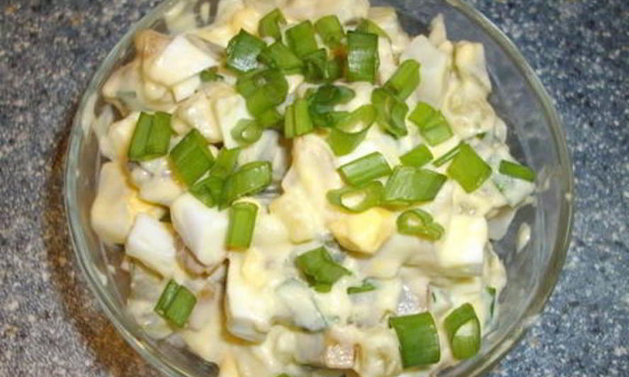 Рецепт салата с копченым кальмаром