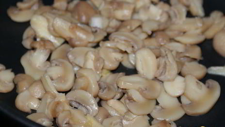 салат с курицей и ананасами