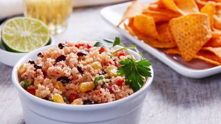 Салат с кускусом и фасолью