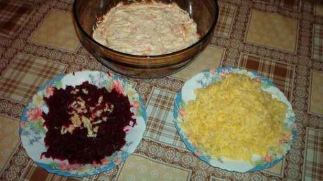 салат с морковкой и свеклой