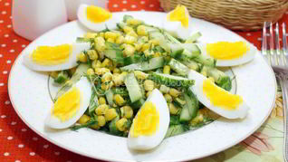 Салат с огурцом и яйцом Арина