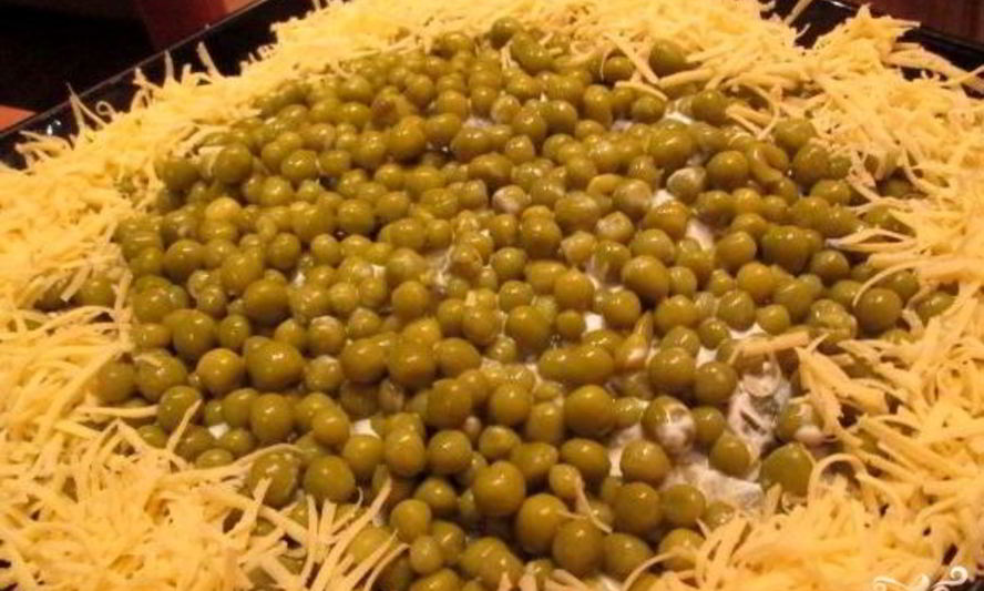 Рецепт салата с рисом и горбушей