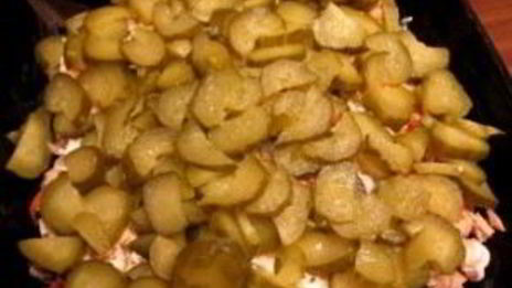 салат с рисом и горбушей