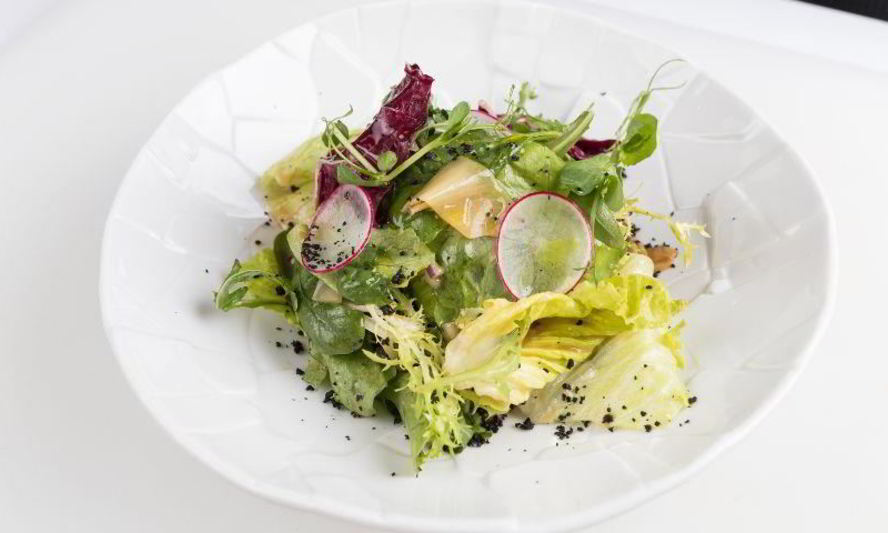 Рецепт салата с сибасом и артишоками