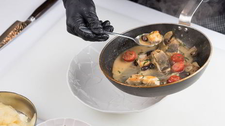 салат с сибасом и артишоками