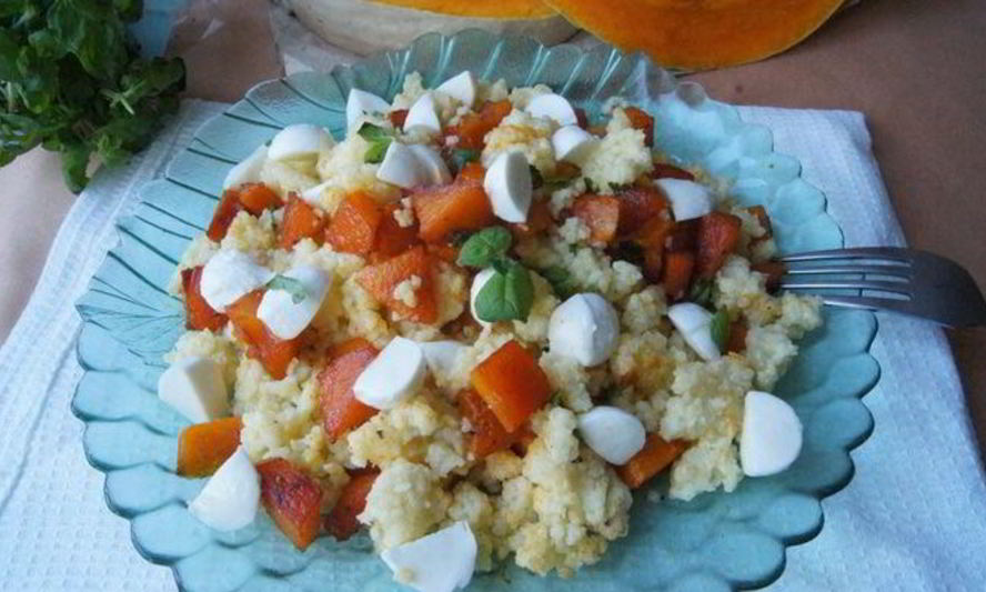 Рецепт салата с тыквой, пшеном и моцареллой