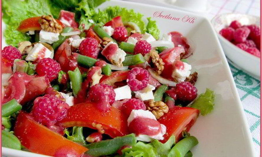 Рецепт салата с зеленой фасолью и малиной