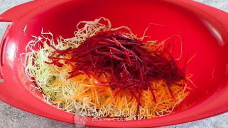 салат щетка с цветами