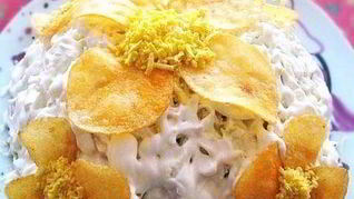 Слоеный салат Орхидея с чипсами