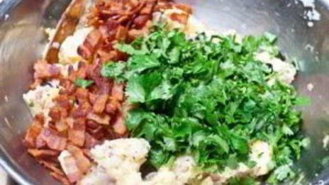 теплый салат с беконом