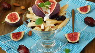 Яблочный салат с финиками