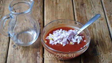 армянский томатный соус с кинзой