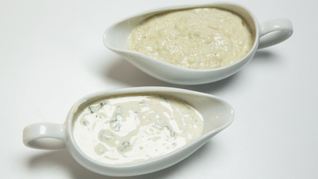 Йогуртовый соус с баклажаном и тхиной