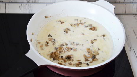 сливочно-грибной соус