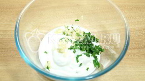 сметанный соус весенний
