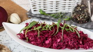 Соус Дзадзики из свеклы