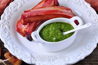 Песто из кинзы