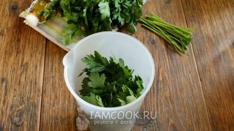 песто из петрушки
