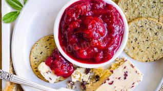 Соус с клюквенным сиропом