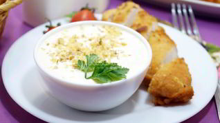 Сырный соус с чесноком