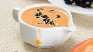 Томатный соус с маслинами