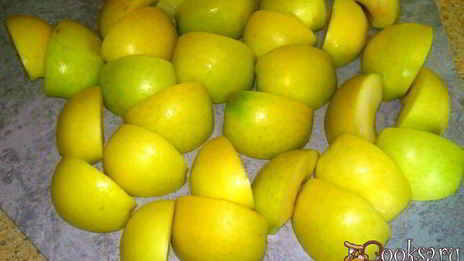 яблочно-томатный соус с корицей