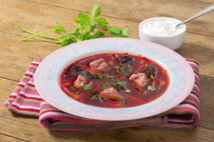 Борщ с черносливом