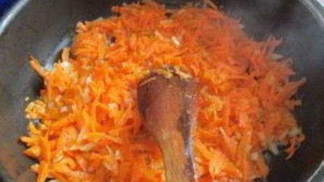 борщ с тушенкой