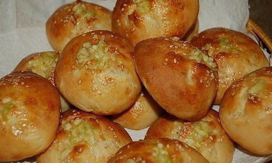 Рецепт домашних чесночных пампушек к борщу