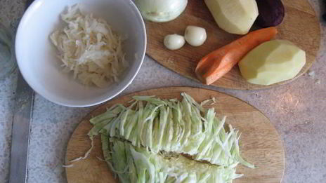 постный грибной борщ с черносливом