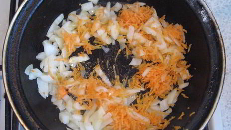 постный грибной борщ с черносливом