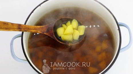 постный красный борщ