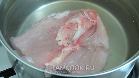 украинский борщ с пампушками