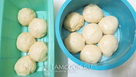 украинский борщ с пампушками