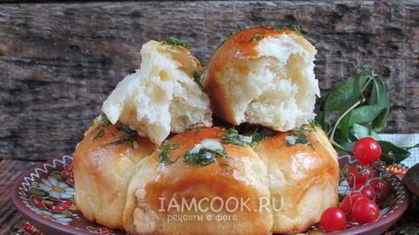 украинский борщ с пампушками