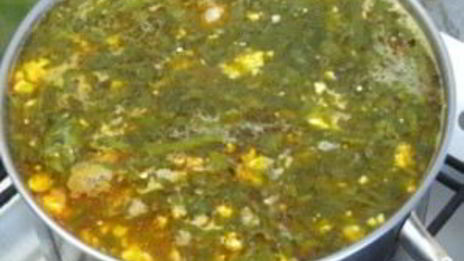 зеленый борщ со щавелем