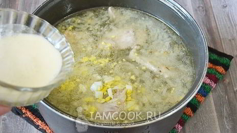 зеленый борщ в мультиварке