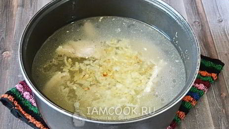 зеленый борщ в мультиварке