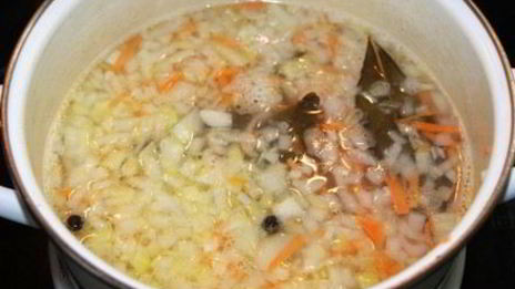 зеленый борщ