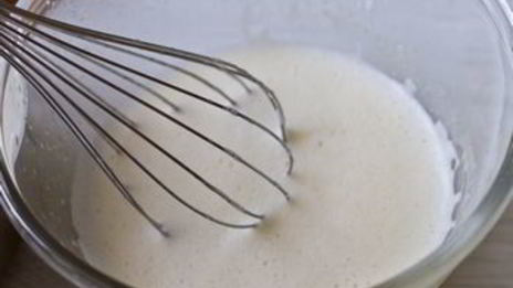 чесночный крем-суп с лисичками