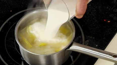 картофельный крем-суп со сливками