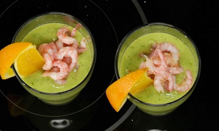 Рецепт холодного супа из авокадо с креветками