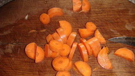 крем-суп из кабачков с сухариками и сыром