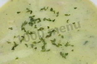 Крем-суп из цукини и курицы в мультиварке